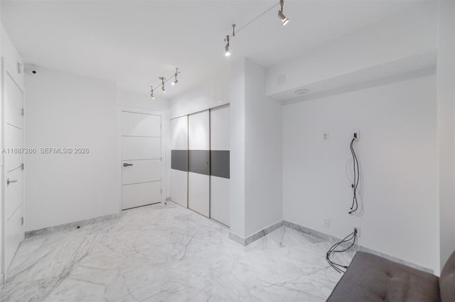 19195 Mystic Pointe Drive 2707, Aventura, FL 33180