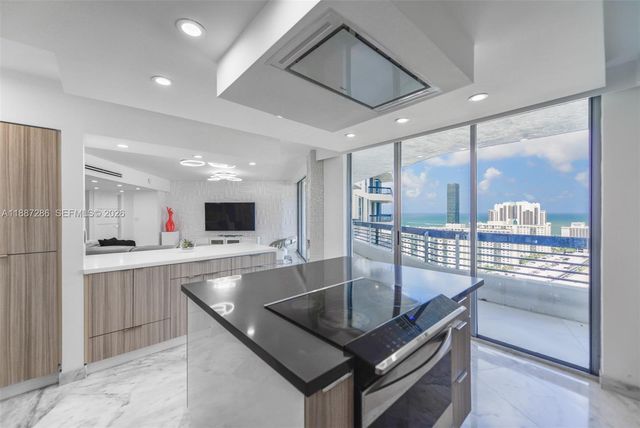 19195 Mystic Pointe Drive 2707, Aventura, FL 33180