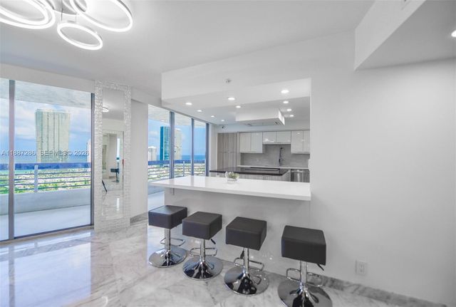 19195 Mystic Pointe Drive 2707, Aventura, FL 33180