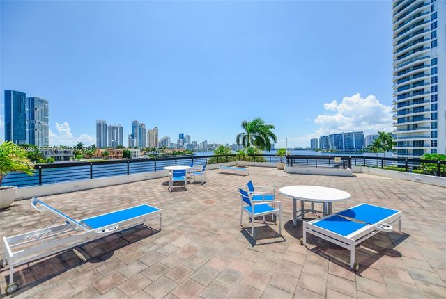 19195 Mystic Pointe Drive 2707, Aventura, FL 33180