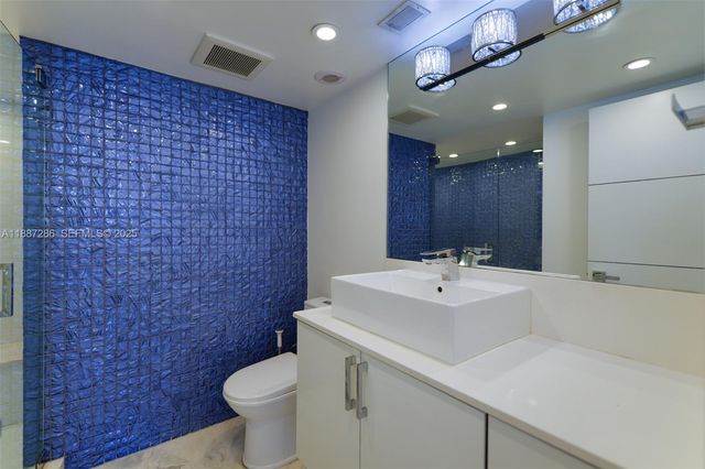 19195 Mystic Pointe Drive 2707, Aventura, FL 33180