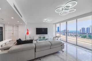 19195 Mystic Pointe Drive 2707, Aventura, FL 33180