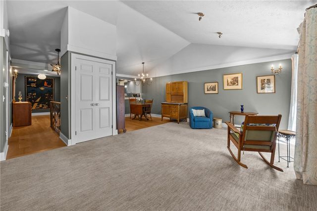 24 Winding Wood, Pittsford, NY 14534