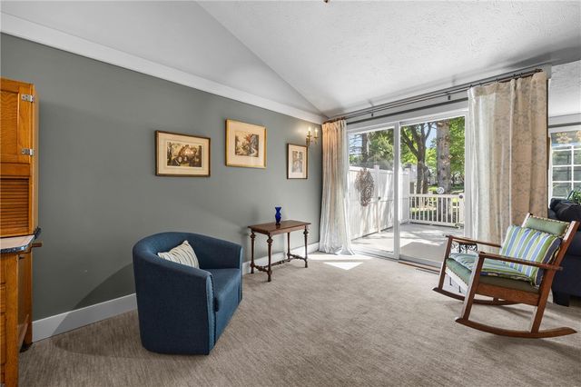 24 Winding Wood, Pittsford, NY 14534
