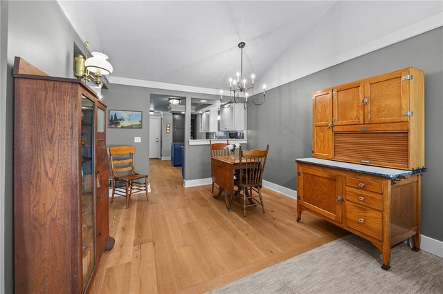 24 Winding Wood, Pittsford, NY 14534