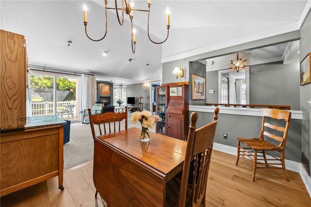 24 Winding Wood, Pittsford, NY 14534