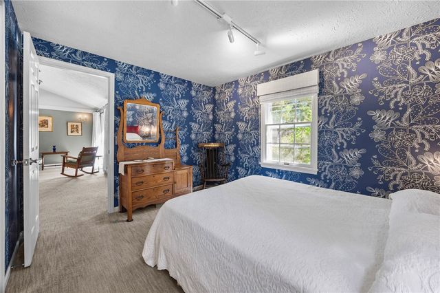 24 Winding Wood, Pittsford, NY 14534