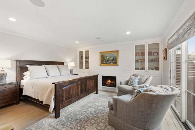 7606 Del Monte Drive, Houston, TX 77063