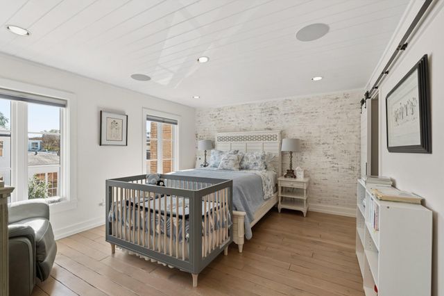 7606 Del Monte Drive, Houston, TX 77063