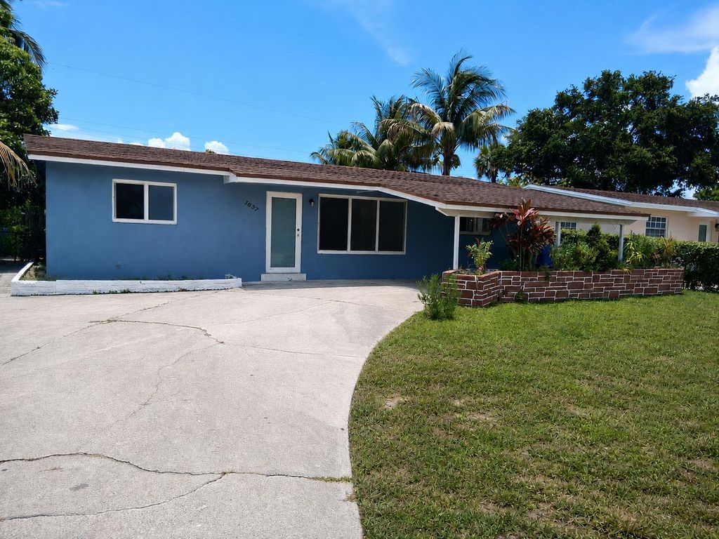 1837 Gardenia Road, Fort Lauderdale, FL 33317