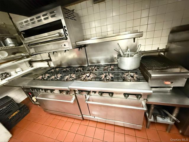 195-14 47th Street, Flushing, NY 11358