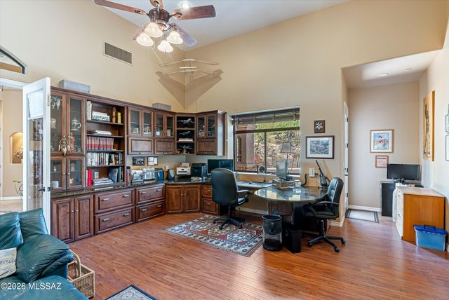11135 N Stargazer Drive, Oro Valley, AZ 85737