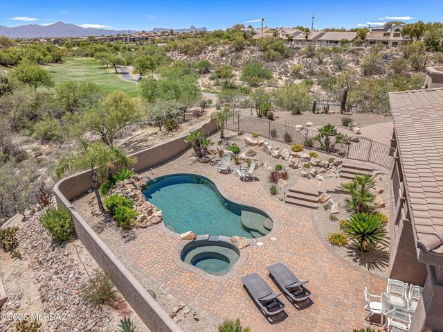 11135 N Stargazer Drive, Oro Valley, AZ 85737