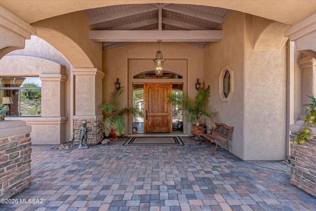 11135 N Stargazer Drive, Oro Valley, AZ 85737