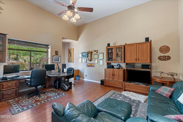11135 N Stargazer Drive, Oro Valley, AZ 85737