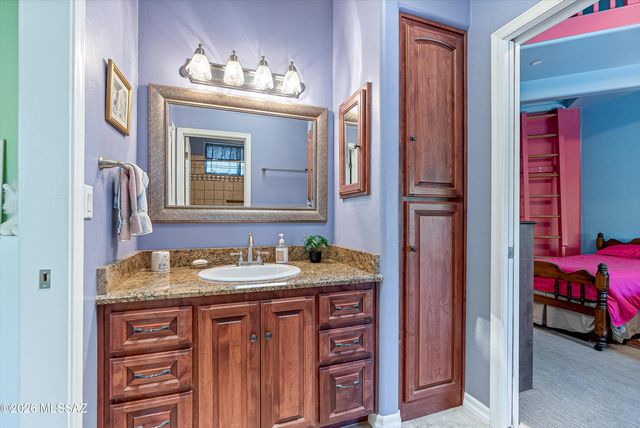 11135 N Stargazer Drive, Oro Valley, AZ 85737