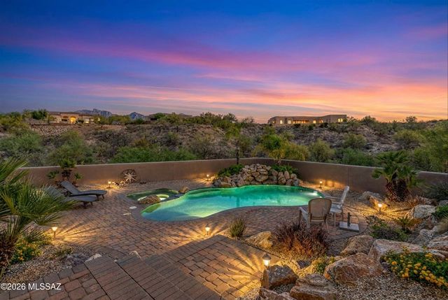 11135 N Stargazer Drive, Oro Valley, AZ 85737