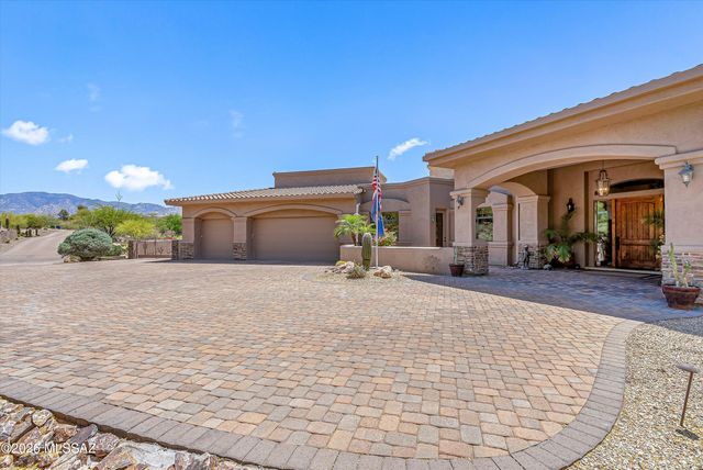 11135 N Stargazer Drive, Oro Valley, AZ 85737