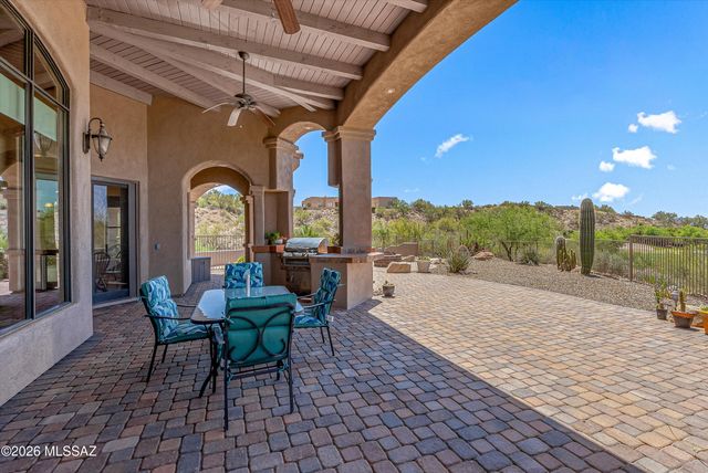 11135 N Stargazer Drive, Oro Valley, AZ 85737