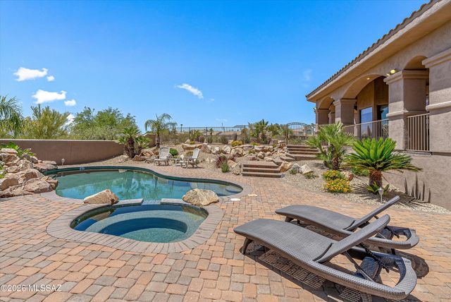 11135 N Stargazer Drive, Oro Valley, AZ 85737