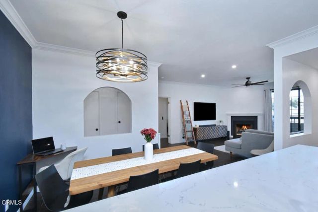 5534 Encino Avenue 101, Encino, CA 91316