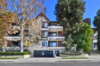 5534 Encino Avenue 101, Encino, CA 91316