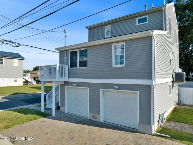 401 Spruce Street, Union Beach, NJ 07735