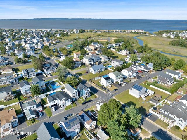401 Spruce Street, Union Beach, NJ 07735