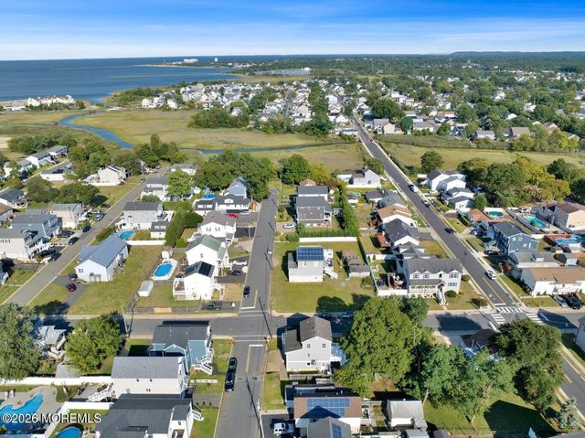 401 Spruce Street, Union Beach, NJ 07735