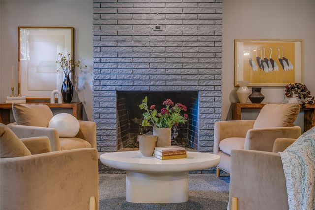 522 Mayrant Drive, Dallas, TX 75224