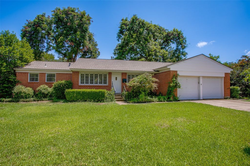 522 Mayrant Drive, Dallas, TX 75224