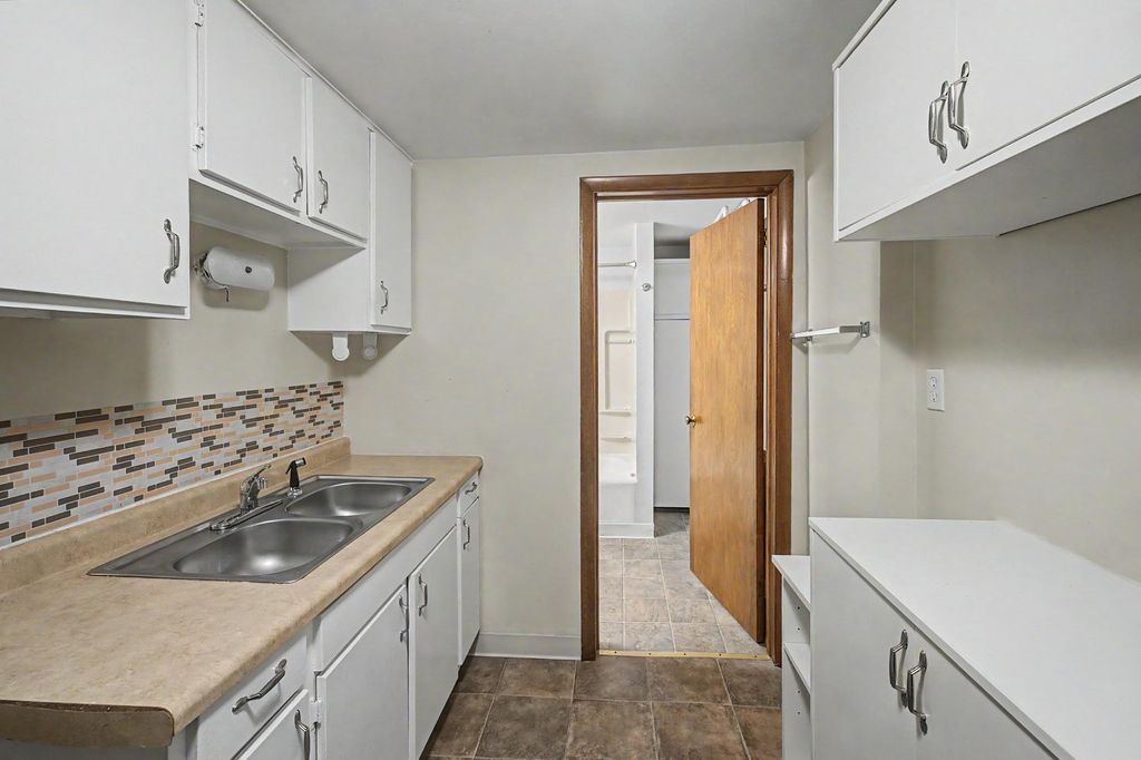 1752 Iglehart Avenue, Saint Paul, MN 55104 — photo 5