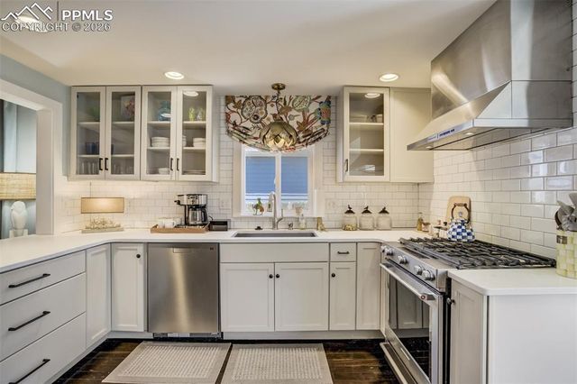 321 E Willamette Avenue, Colorado Springs, CO 80903