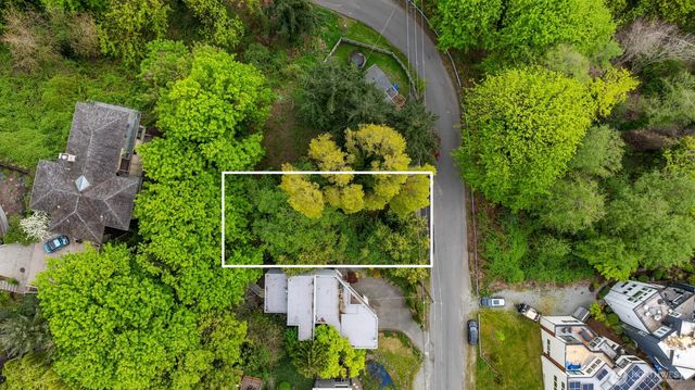 1601 Ferry Avenue SW, Seattle, WA 98116