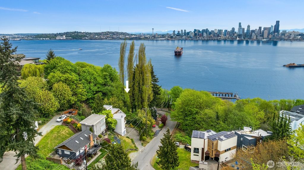 1601 Ferry Avenue SW, Seattle, WA 98116
