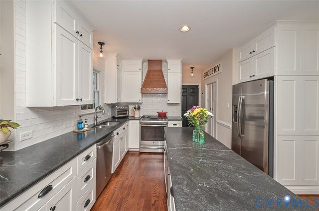 10992 Milestone Dr, Mechanicsville, VA 23116