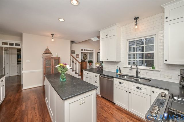 10992 Milestone Dr, Mechanicsville, VA 23116