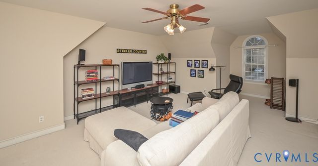 10992 Milestone Dr, Mechanicsville, VA 23116