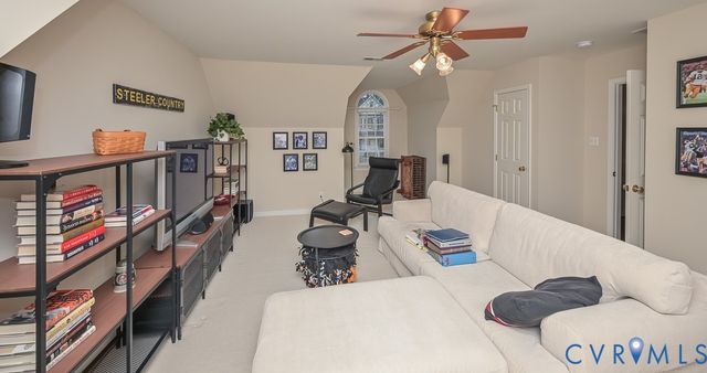 10992 Milestone Dr, Mechanicsville, VA 23116