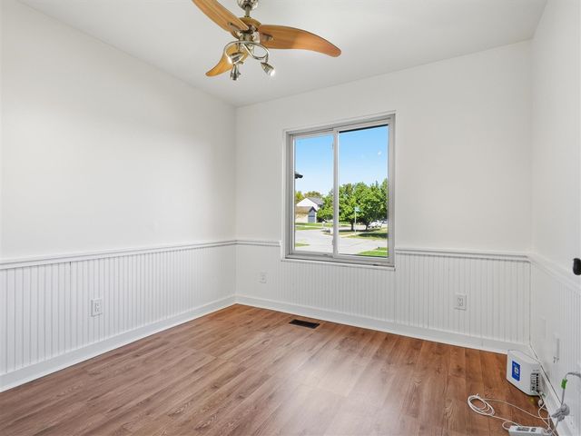 28460 Wales Drive, Chesterfield, MI 48047
