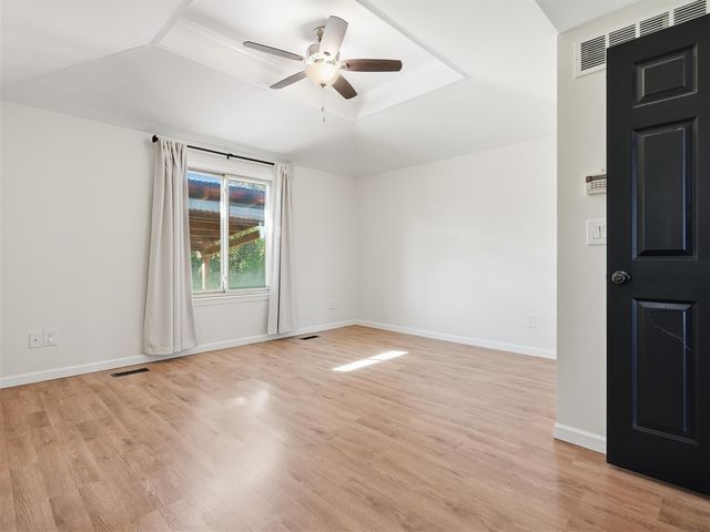 28460 Wales Drive, Chesterfield, MI 48047