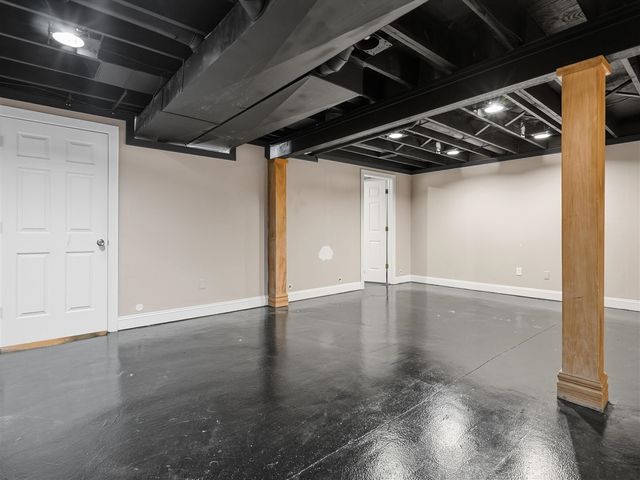 28460 Wales Drive, Chesterfield, MI 48047