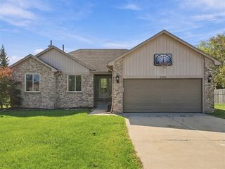 28460 Wales Drive, Chesterfield, MI 48047