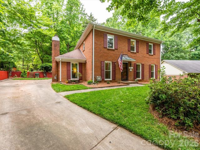 9607 Riddick Place, Matthews, NC 28105