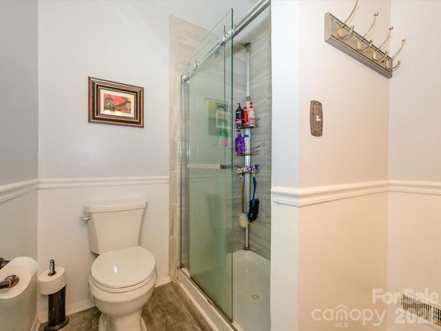9607 Riddick Place, Matthews, NC 28105