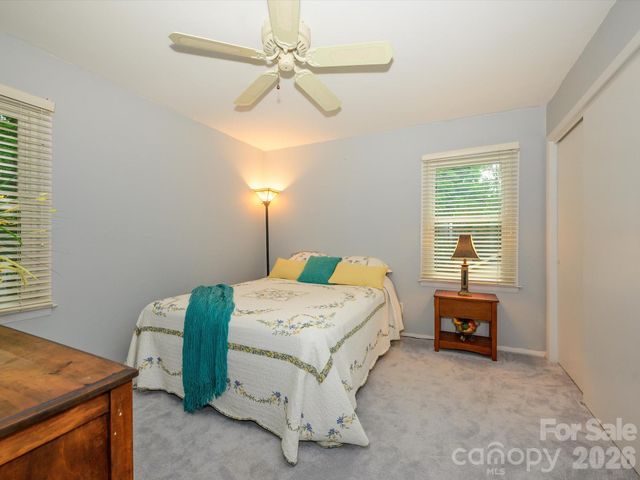 9607 Riddick Place, Matthews, NC 28105