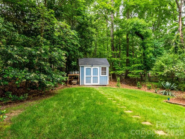 9607 Riddick Place, Matthews, NC 28105