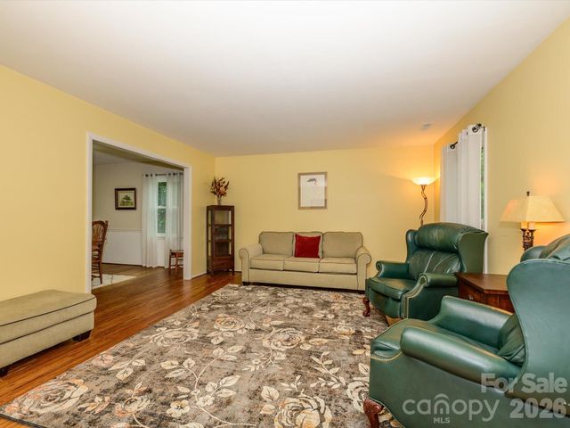 9607 Riddick Place, Matthews, NC 28105