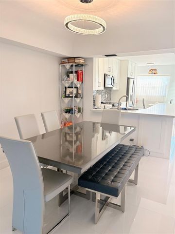 23099 Barwood Lane 308, Boca Raton, FL 33428