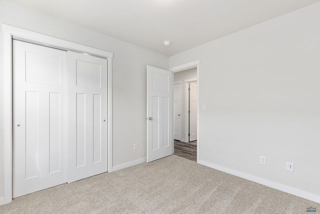 413 HENRY POTTER RD, Box Elder, SD 57719